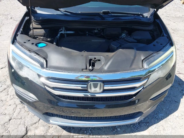 2017 HONDA PILOT TOURING 10
