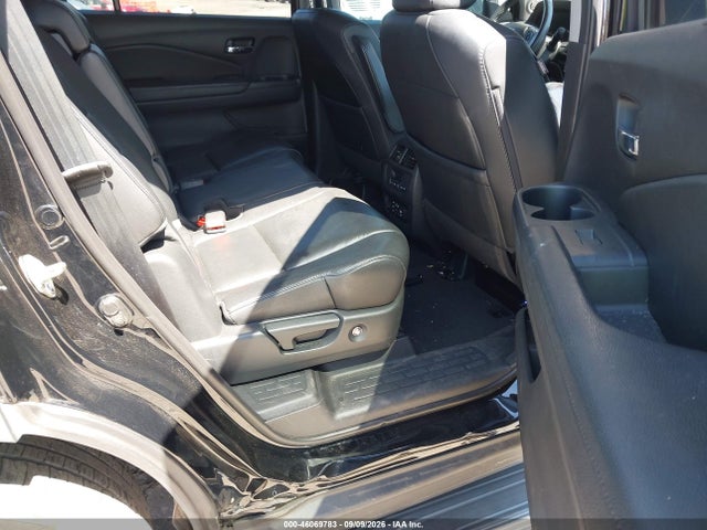 2017 HONDA PILOT TOURING 8