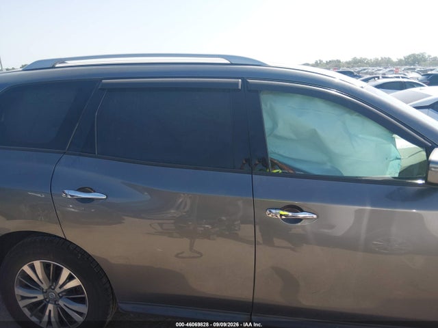 2019 NISSAN PATHFINDER SV 12