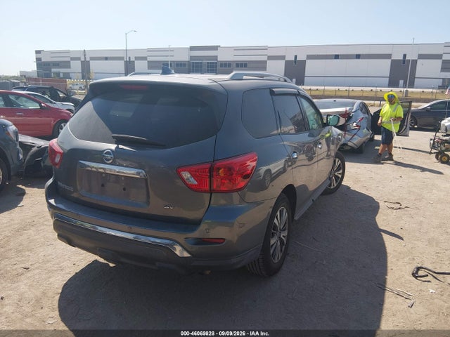 2019 NISSAN PATHFINDER SV 4