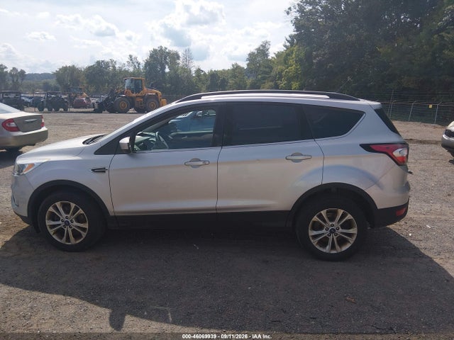 2018 FORD ESCAPE SE 14