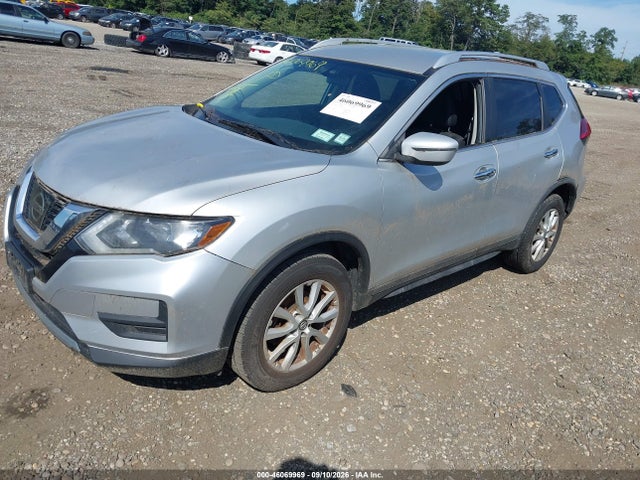 2017 NISSAN ROGUE SV 2