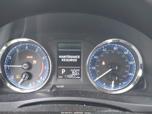 2018 TOYOTA COROLLA LE 7