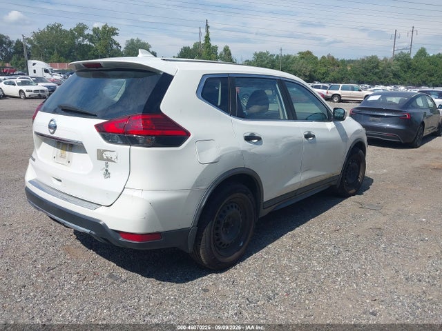 2017 NISSAN ROGUE S 4