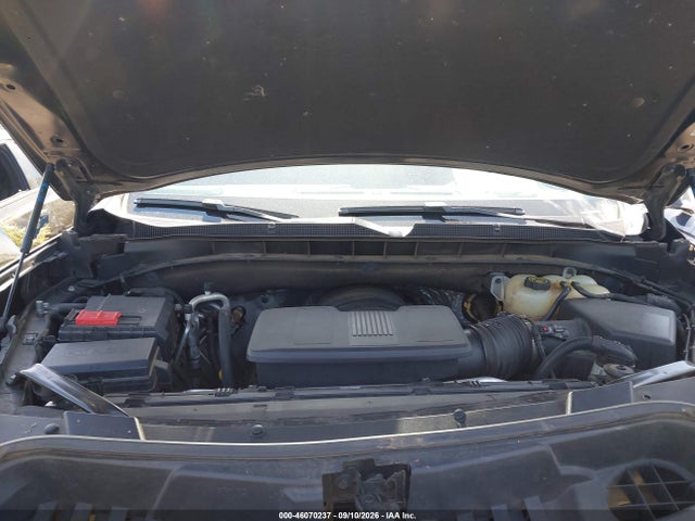 2023 CHEVROLET SUBURBAN 2WD RST 10