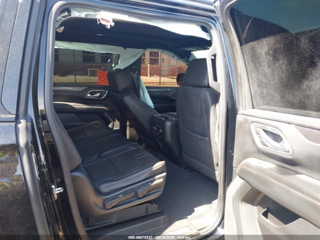 2023 CHEVROLET SUBURBAN 2WD RST 8