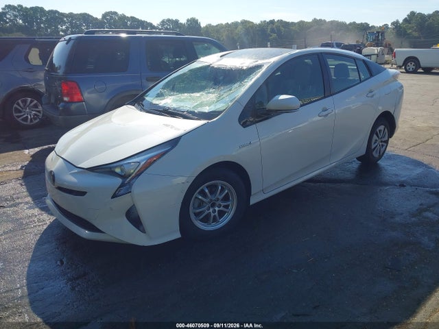 2017 TOYOTA PRIUS THREE 2