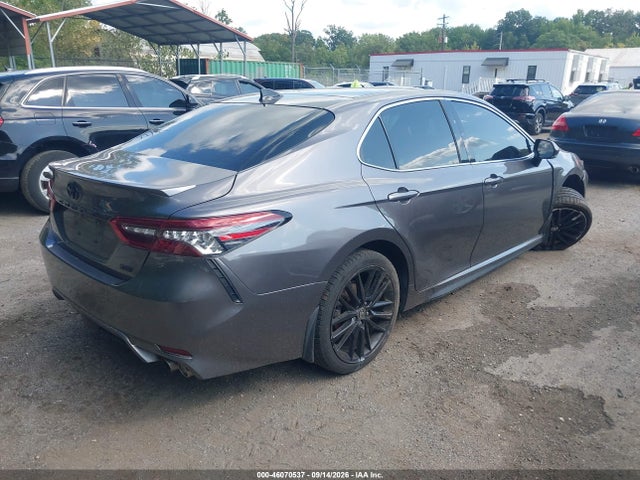 2021 TOYOTA CAMRY XSE 4