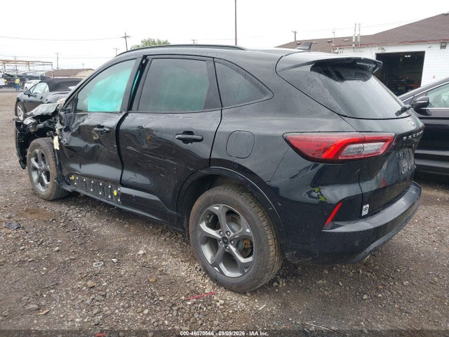 2023 FORD ESCAPE ST-LINE SELECT 3