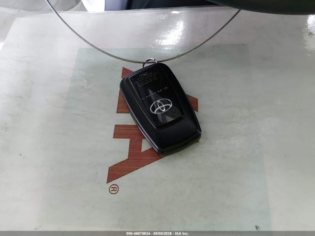 2023 TOYOTA CAMRY SE 11