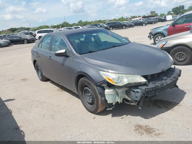 2017 TOYOTA CAMRY LE
