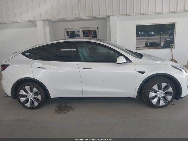 2021 TESLA MODEL Y STANDARD RANGE REAR-WHEEL DRIVE 12
