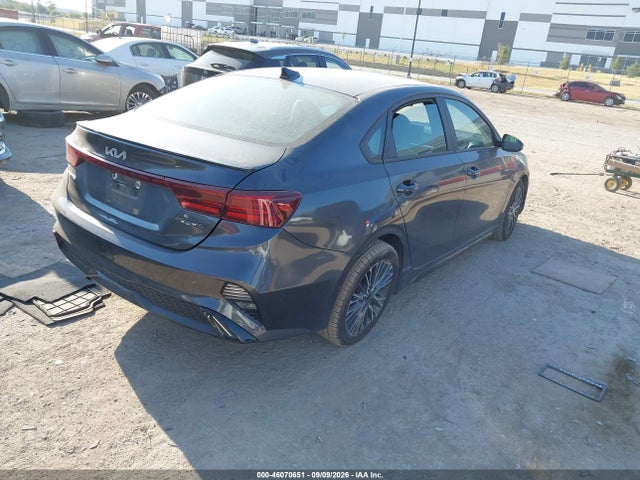 2022 KIA FORTE GT-LINE 4