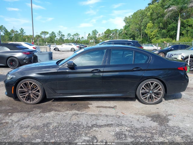 2021 BMW 530I 14