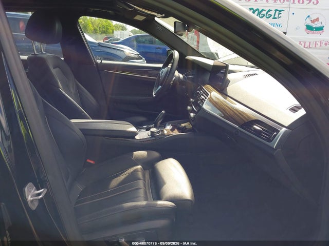 2021 BMW 530I 5