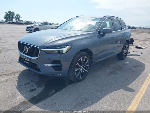 2022 VOLVO XC60 B5 MOMENTUM 2