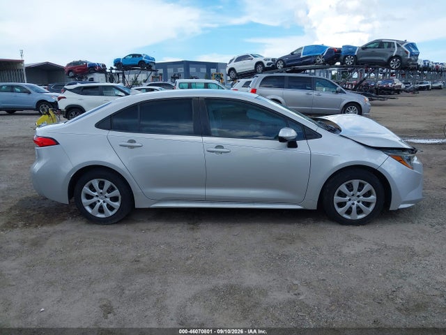 2022 TOYOTA COROLLA LE 13