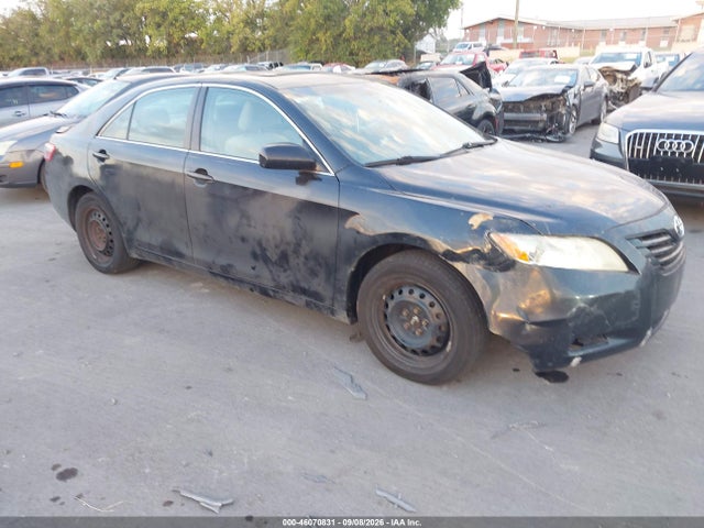 2009 TOYOTA CAMRY LE