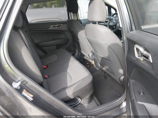 2023 KIA SPORTAGE HYBRID LX 8