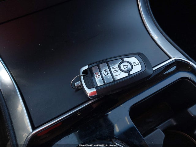 2019 FORD EDGE TITANIUM 11