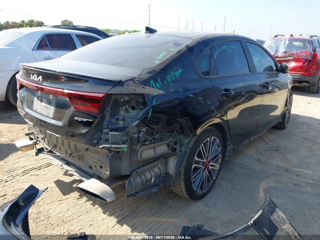 2022 KIA FORTE GT 4