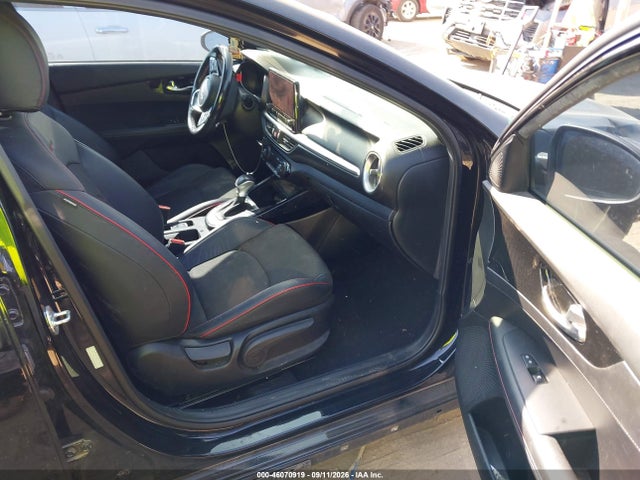 2022 KIA FORTE GT 5