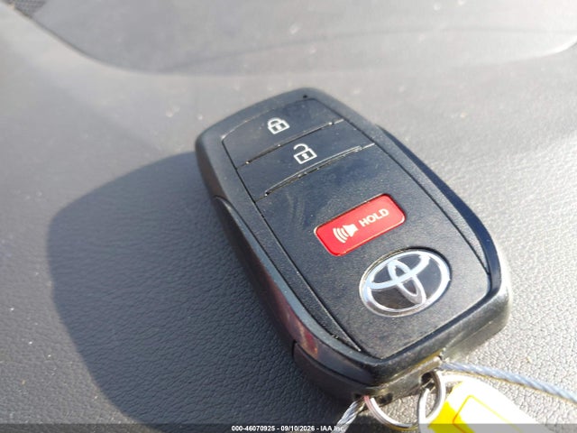 2023 TOYOTA COROLLA XSE 11