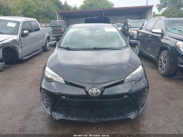 2017 TOYOTA COROLLA SE 12