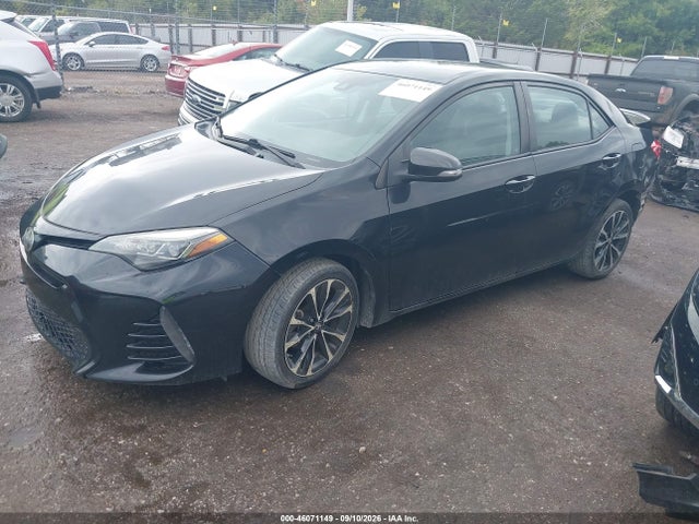 2017 TOYOTA COROLLA SE 2