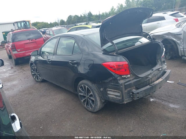 2017 TOYOTA COROLLA SE 3