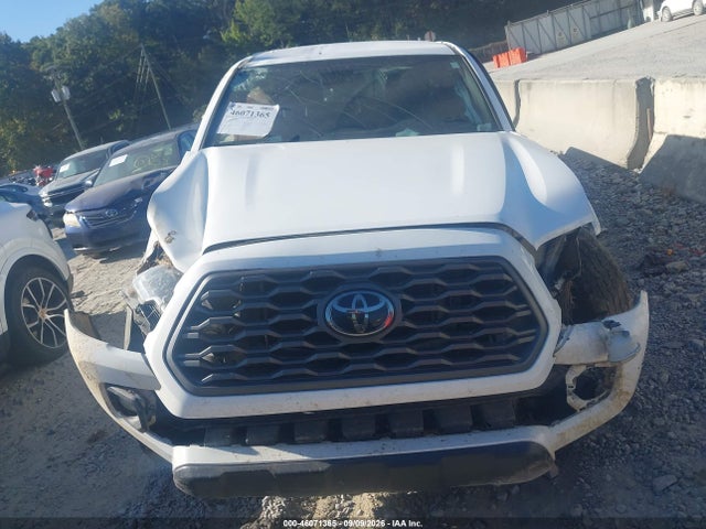 2021 TOYOTA TACOMA TRD OFF-ROAD 12