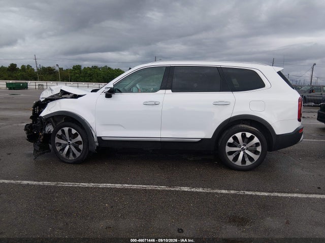 2022 KIA TELLURIDE S 14