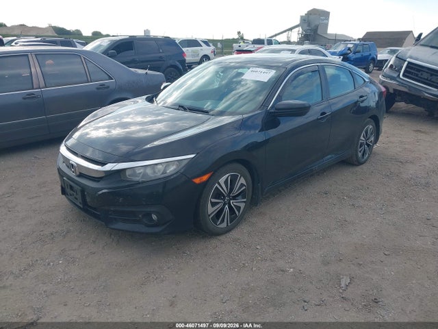2017 Honda CIVIC EX-T — фото 2