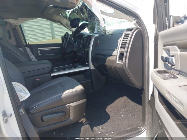 2019 RAM 1500 CLASSIC WARLOCK 4X2 5'7 BOX 5