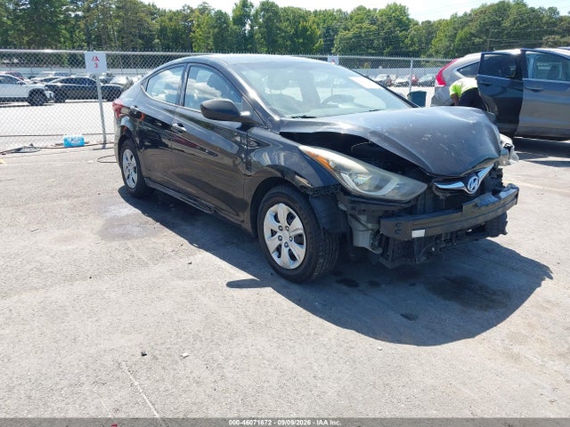 2016 HYUNDAI ELANTRA SE