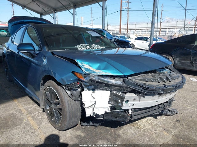 2025 TOYOTA CAMRY SE 6