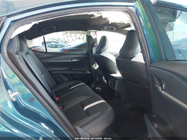 2025 TOYOTA CAMRY SE 8