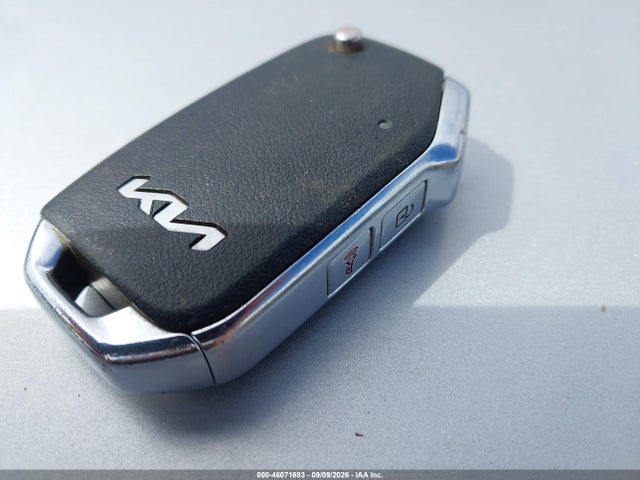 2023 KIA SOUL LX 11