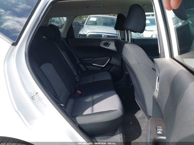 2023 KIA SOUL LX 8