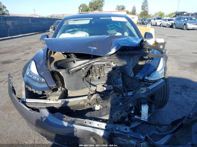 2018 TESLA MODEL 3 LONG RANGE/PERFORMANCE 11
