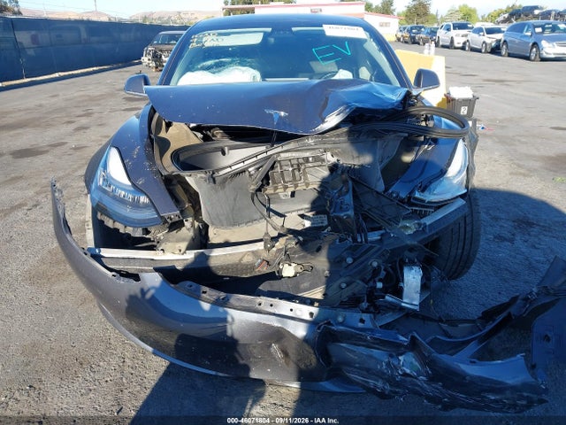 2018 TESLA MODEL 3 LONG RANGE/PERFORMANCE 6