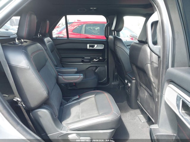 2023 FORD EXPLORER ST-LINE 8