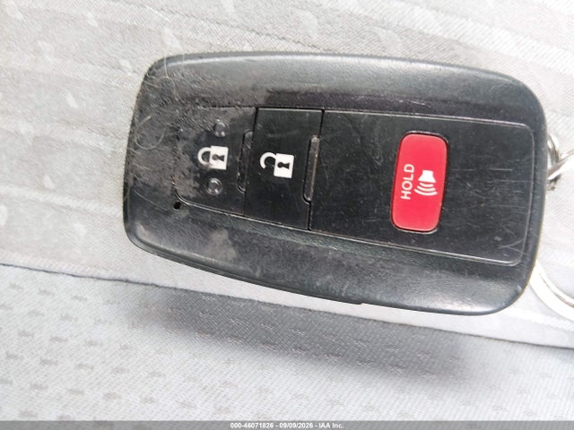 2017 TOYOTA PRIUS TWO 11