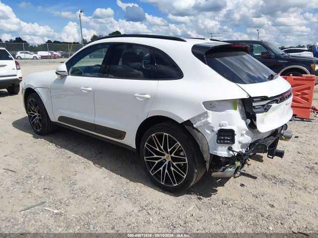 2023 PORSCHE MACAN T 3