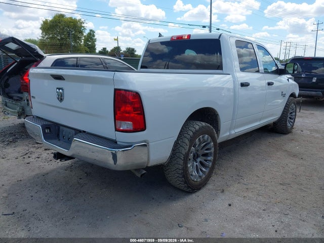 2022 RAM 1500 CLASSIC SLT 4X2 5'7 BOX 4