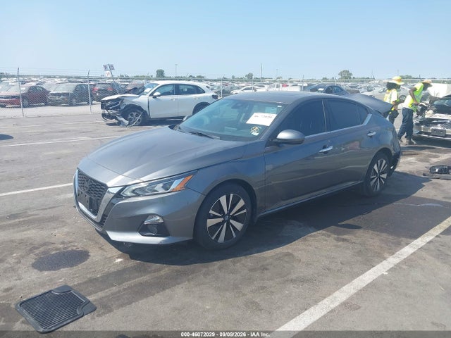 2021 NISSAN ALTIMA SL FWD 2