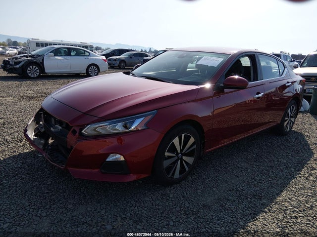 2022 NISSAN ALTIMA SV INTELLIGENT AWD 2