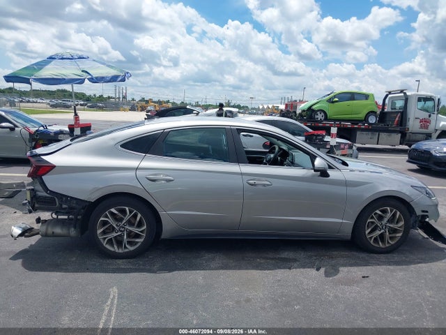 2021 HYUNDAI SONATA SEL 13