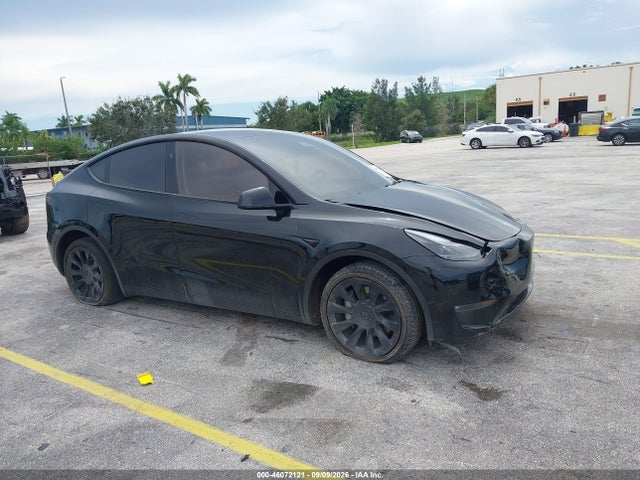 2025 Tesla Model Y Long Range Dual Motor All-Wheel Drive