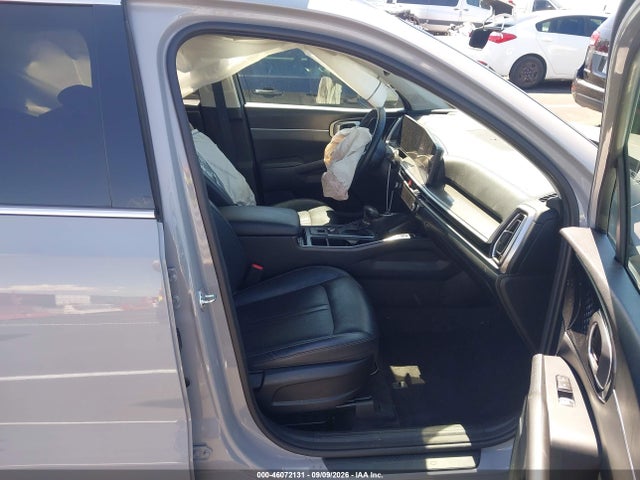 2025 KIA SORENTO S 5